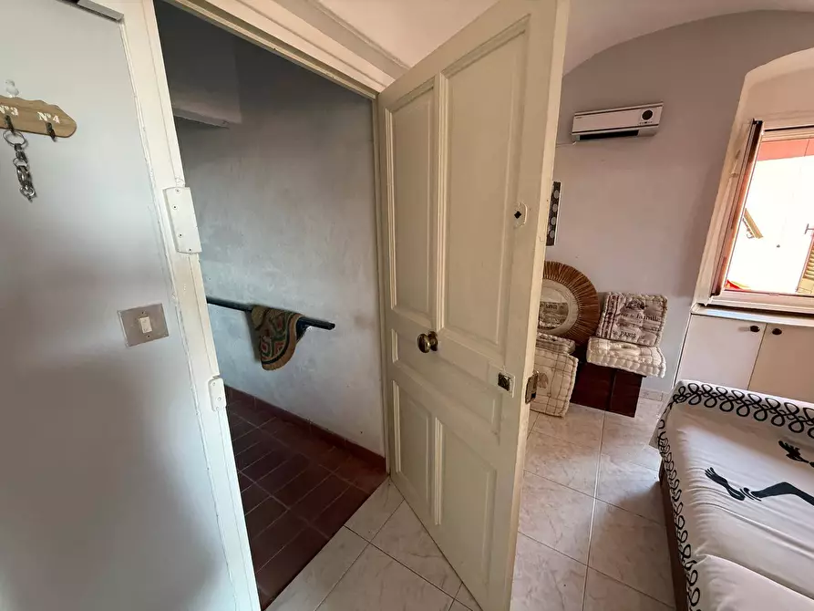 Immagine 4 di Appartamento in vendita  in via Salita alle Mura 20 a Ventimiglia
