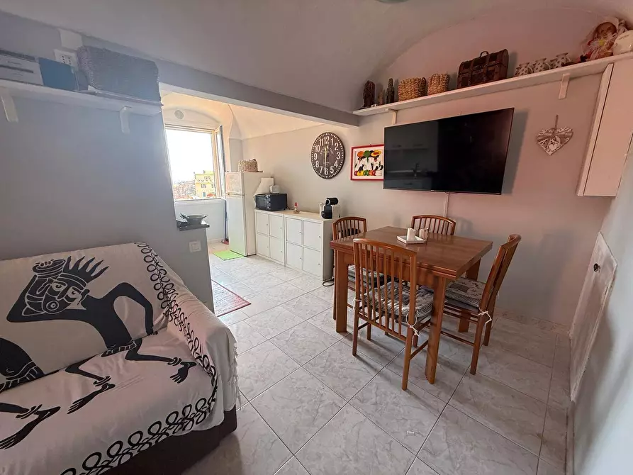 Immagine 7 di Appartamento in vendita  in via Salita alle Mura 20 a Ventimiglia