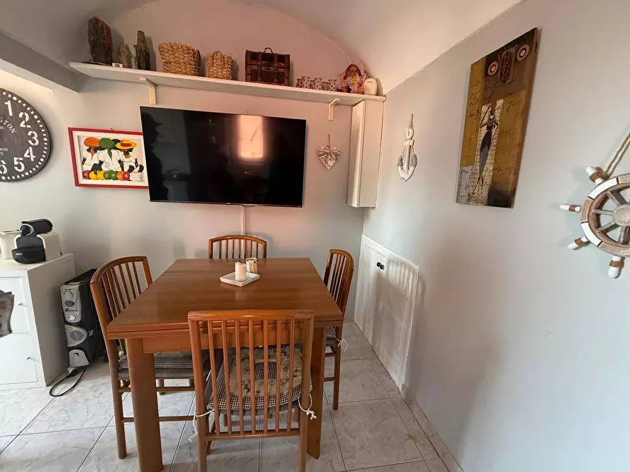 Immagine 8 di Appartamento in vendita  in via Salita alle Mura 20 a Ventimiglia