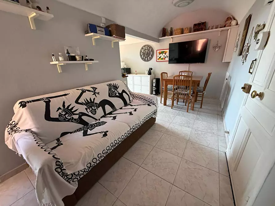 Immagine 6 di Appartamento in vendita  in via Salita alle Mura 20 a Ventimiglia