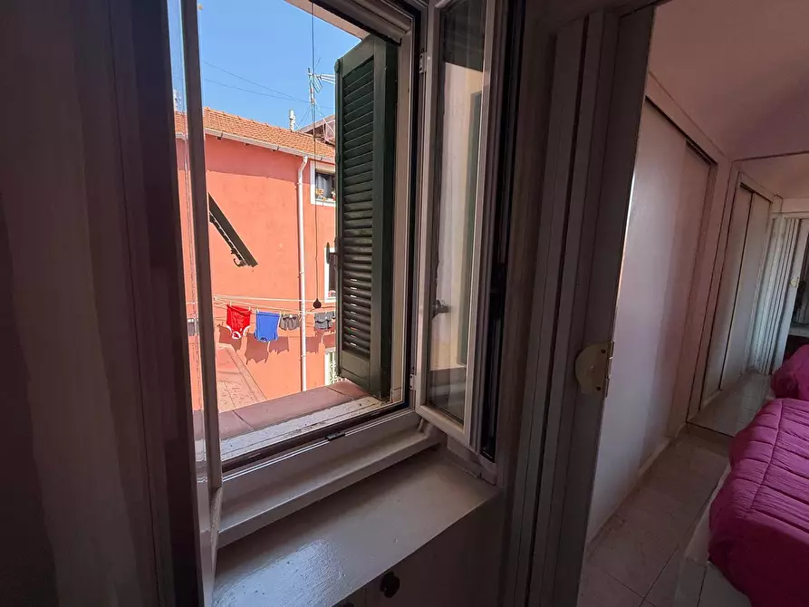 Immagine 16 di Appartamento in vendita  in via Salita alle Mura 20 a Ventimiglia