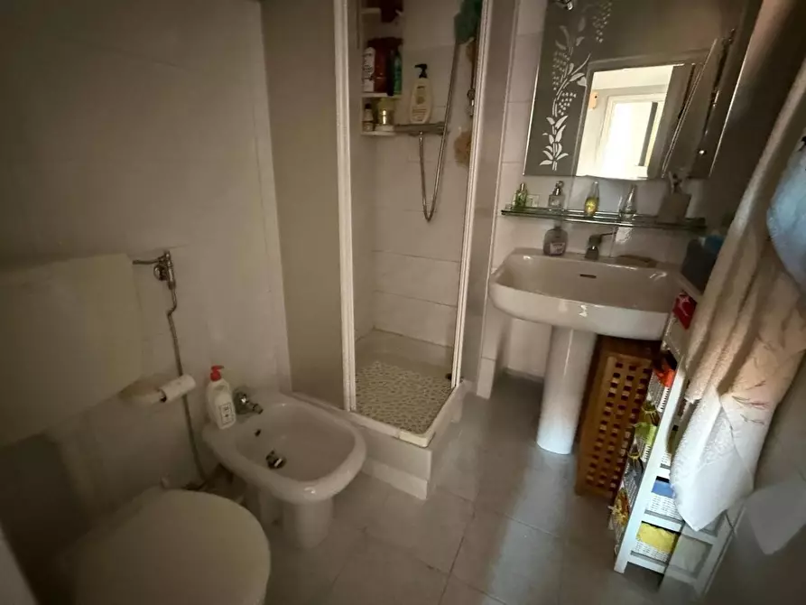 Immagine 21 di Appartamento in vendita  in via Salita alle Mura 20 a Ventimiglia