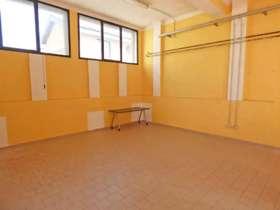 Immagine 13 di Ufficio in affitto  in Corso Novara 77 a Torino