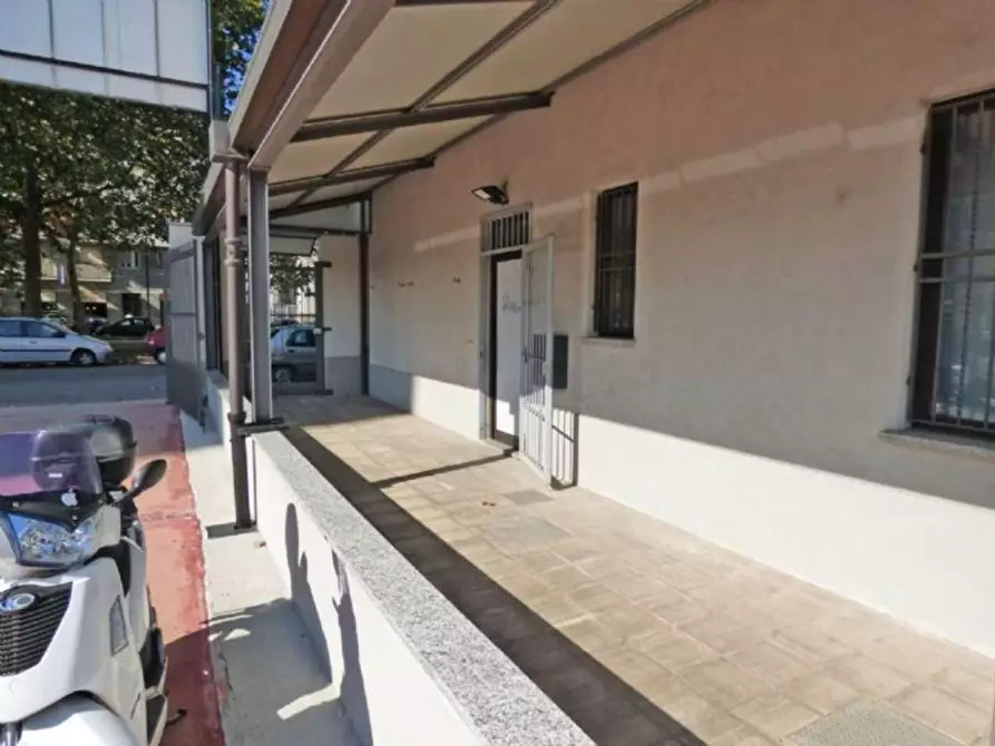 Immagine 3 di Ufficio in affitto  in Corso Novara 77 a Torino