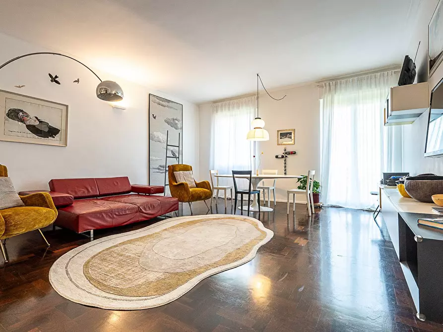 Immagine 3 di Appartamento in affitto  in Via Dei Mille a Torino