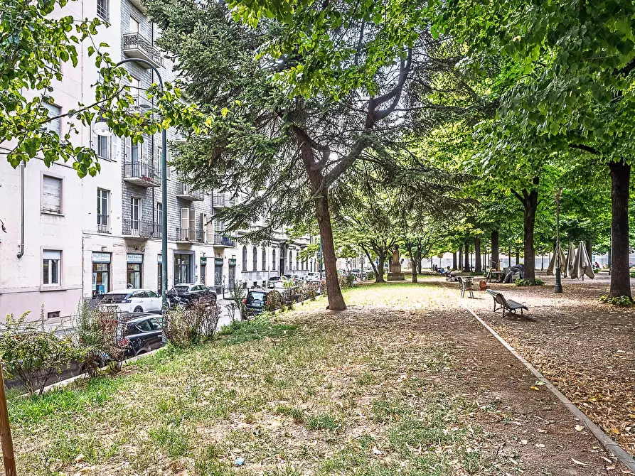 Immagine 41 di Appartamento in affitto  in Via Dei Mille a Torino