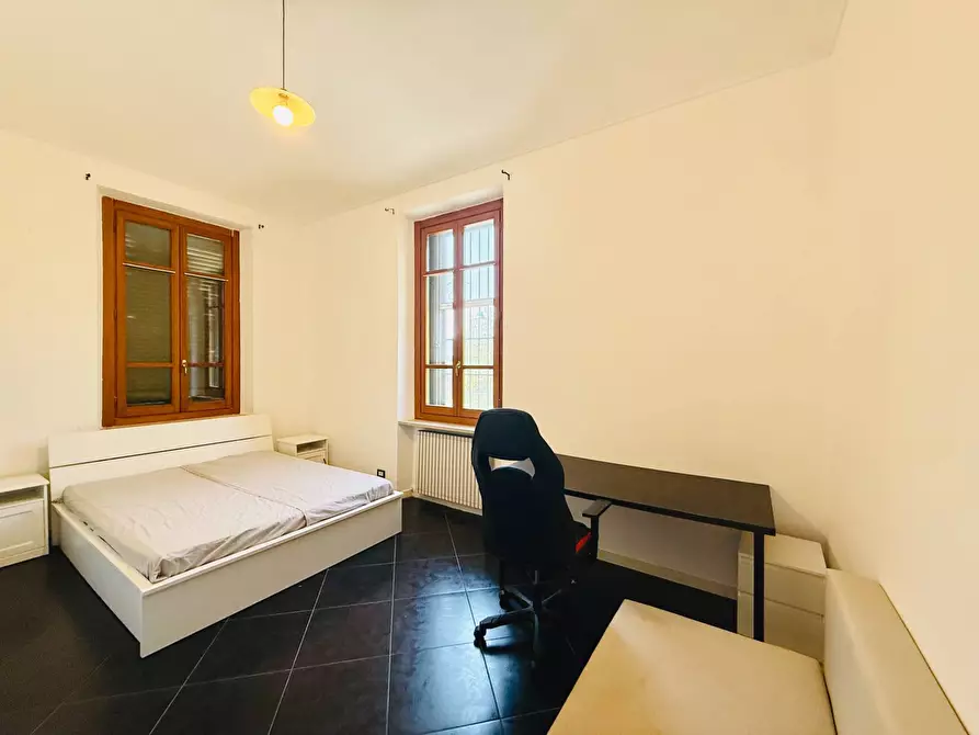 Immagine 5 di Appartamento in vendita  in via Arquata 14 a Torino