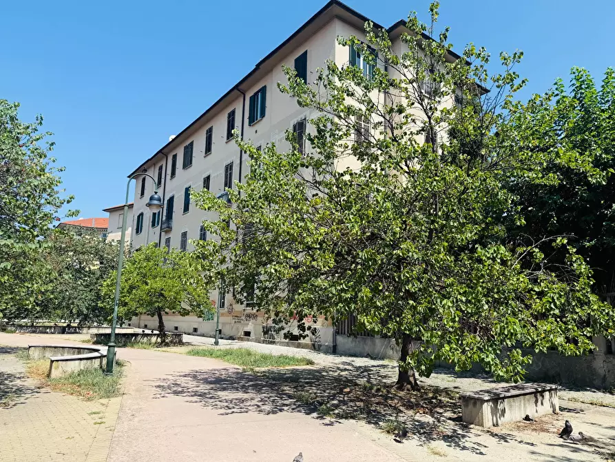 Immagine 1 di Appartamento in vendita  in via Arquata 14 a Torino