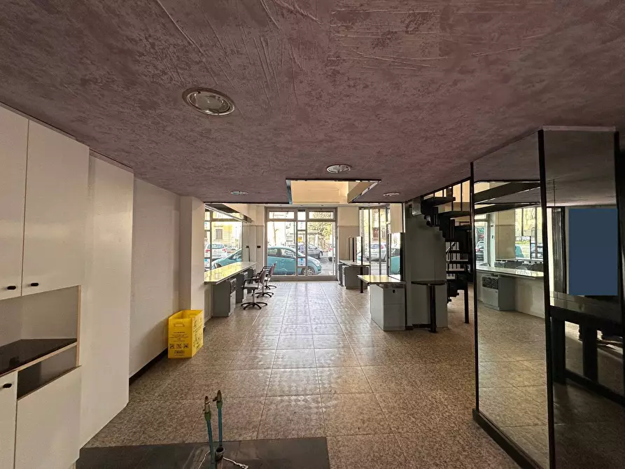 Immagine 5 di Negozio   in Corso Unione Sovietica 171 a Torino