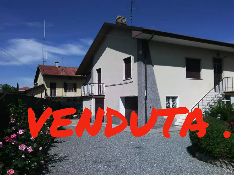 Immagine 1 di Villa in vendita  in via  Dottore Croce 25 a San Maurizio Canavese