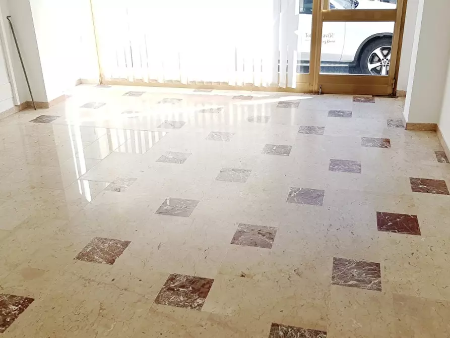 Immagine 4 di Negozio in affitto  in VIA ALFIERI 36 a Gorizia