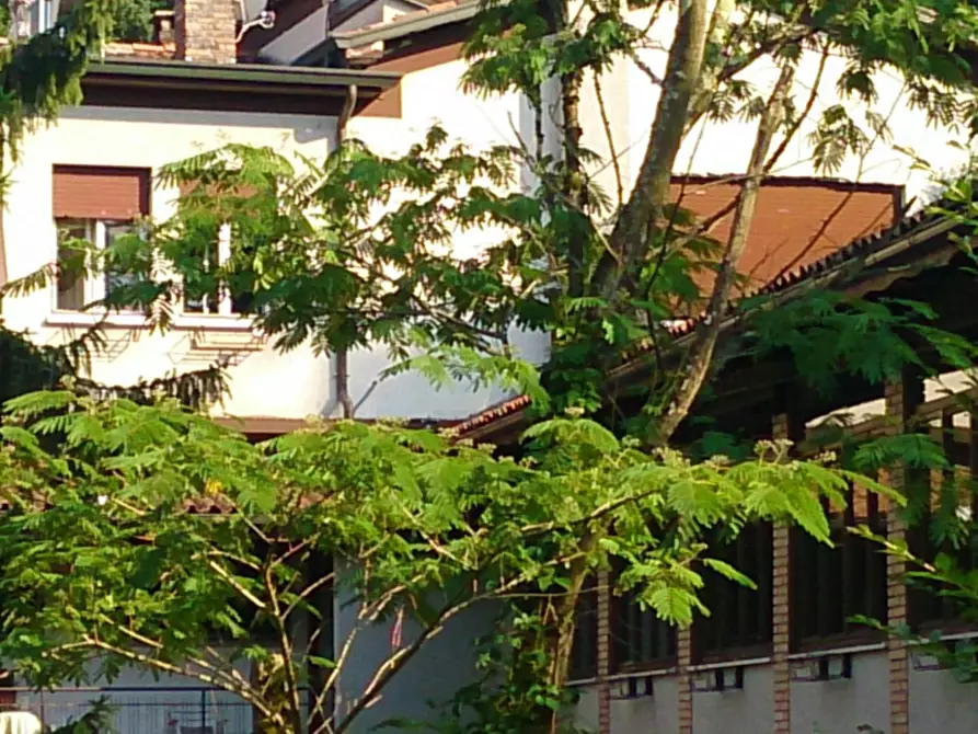 Immagine 4 di Albergo/B&B/Residence in vendita  in via Trieste 1 a Capriva Del Friuli