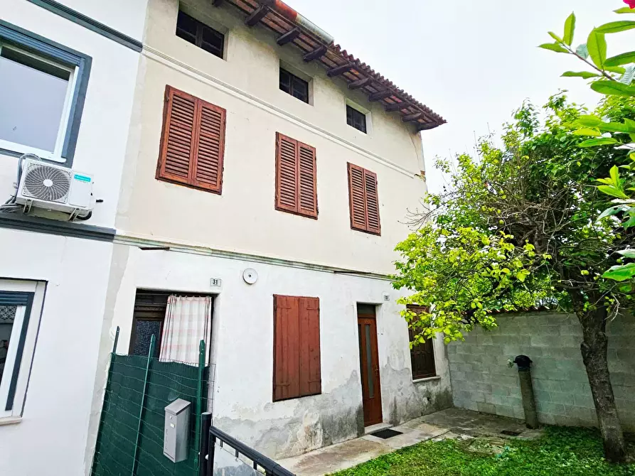 Immagine 2 di Rustico / casale in vendita  in VIA RIALTO 31 a Gorizia