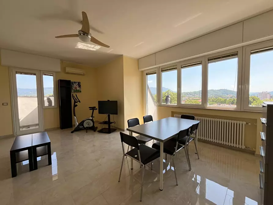 Immagine 2 di Appartamento in vendita  in VIA SAURO 18 a Gorizia