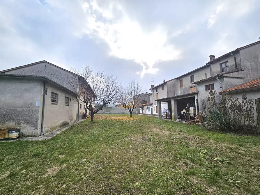 Immagine 8 di Palazzo in vendita  in via Verdi 34 a Farra D'isonzo