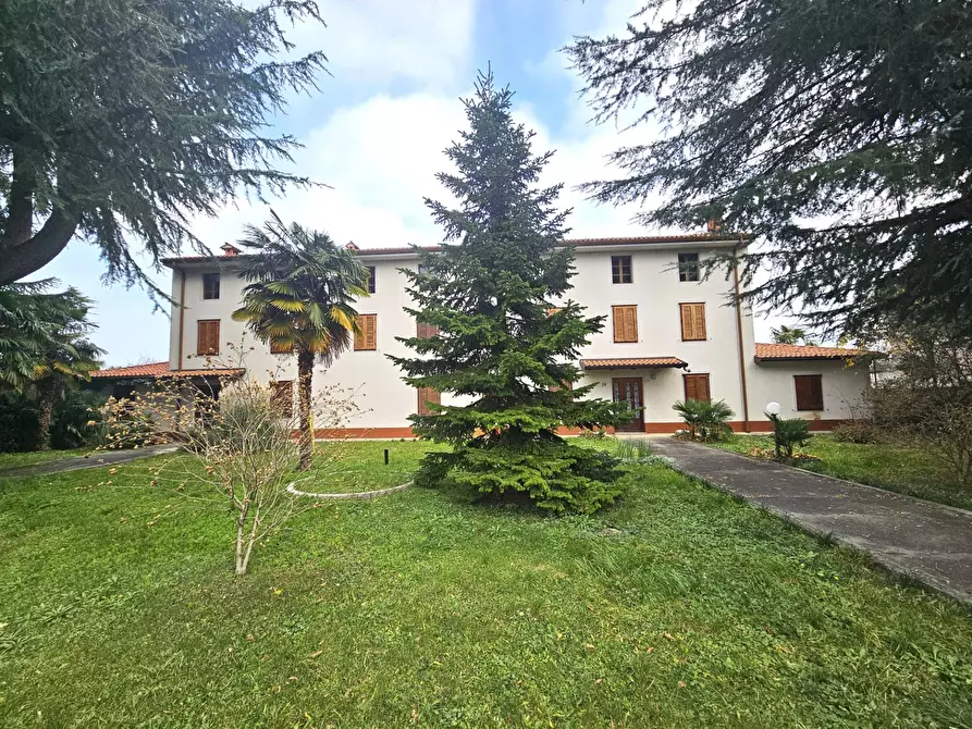 Immagine 2 di Palazzo in vendita  in via Verdi 34 a Farra D'isonzo