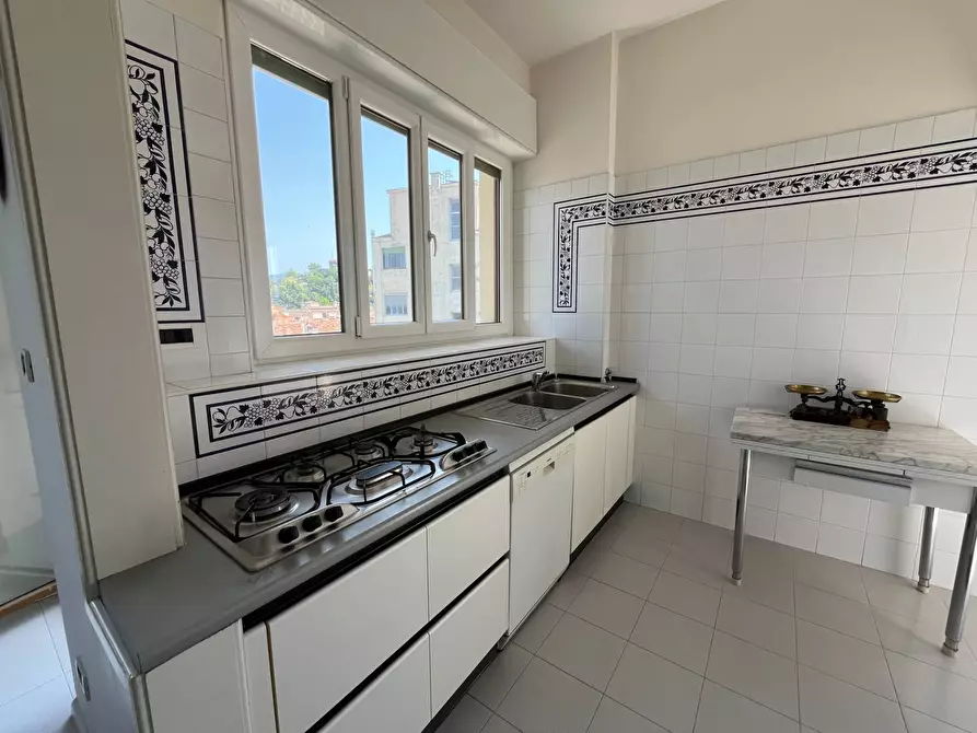 Immagine 19 di Appartamento in vendita  in via Diaz 6 a Gorizia