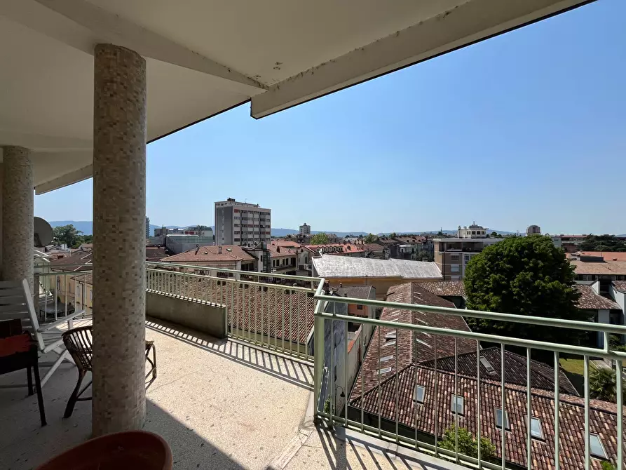 Immagine 41 di Appartamento in vendita  in via Diaz 6 a Gorizia
