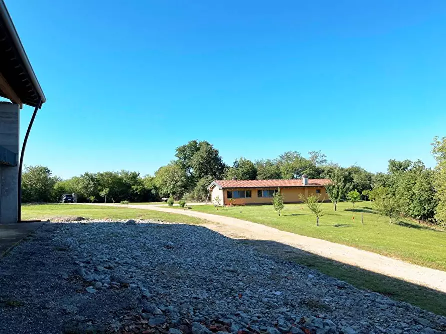 Immagine 8 di Palazzo in vendita  in VIA ZONA SACRA 24 a Sagrado