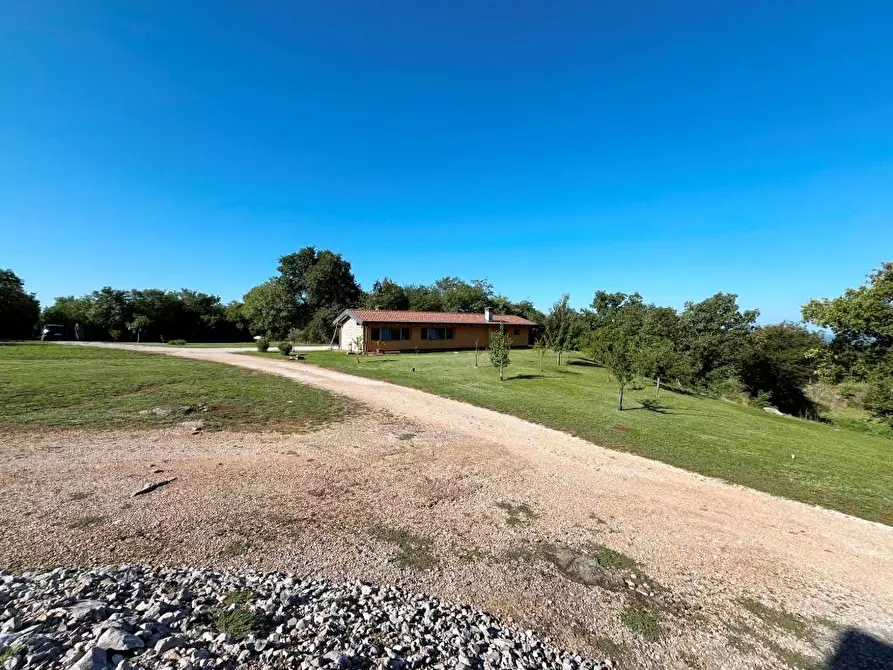 Immagine 19 di Palazzo in vendita  in VIA ZONA SACRA 24 a Sagrado