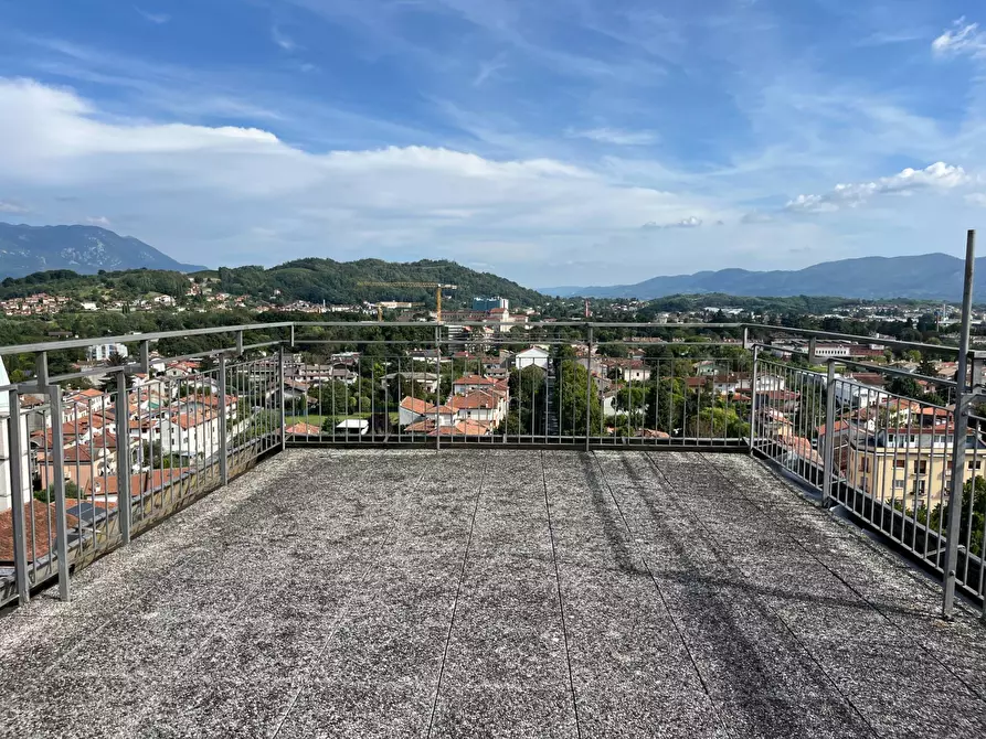 Immagine 26 di Appartamento in vendita  a Gorizia