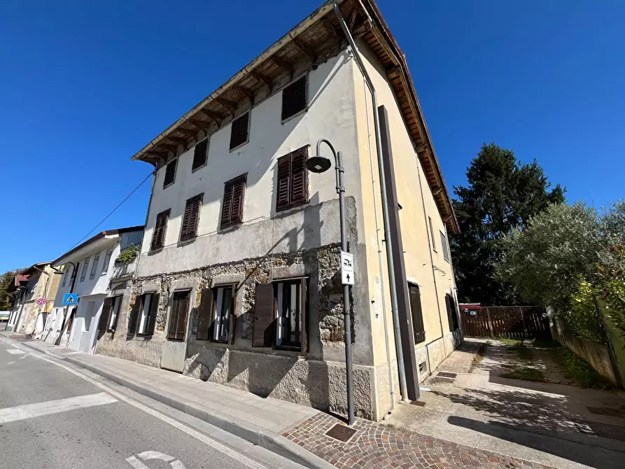 Immagine 1 di Casa semindipendente in vendita  in piazza marconi 1 a Capriva Del Friuli