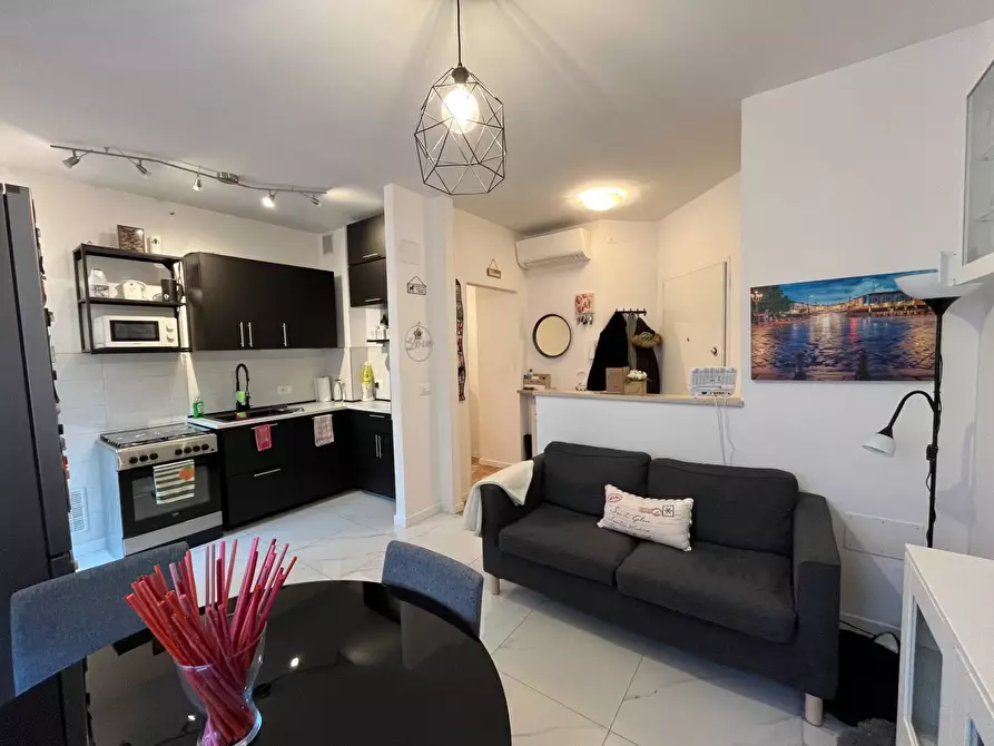 Immagine 1 di Appartamento in vendita  in viale XXIV MAGGIO 5 a Gorizia