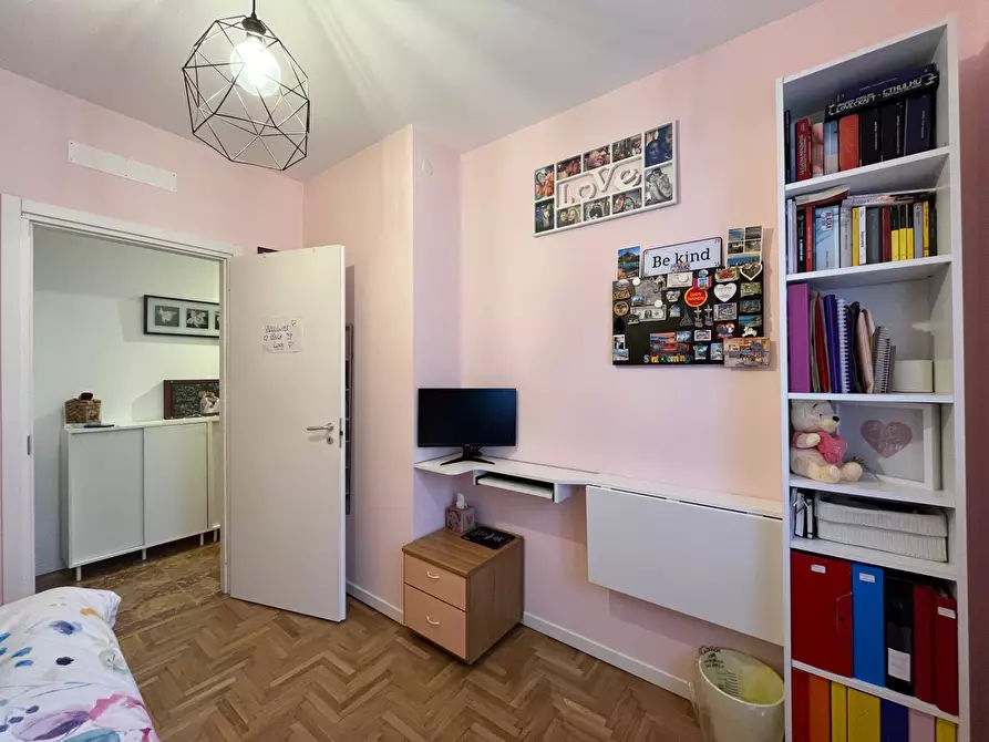 Immagine 11 di Appartamento in vendita  in viale XXIV MAGGIO 5 a Gorizia