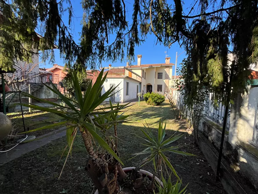 Immagine 5 di Casa indipendente in vendita  in VIALE TRIESTE 53 a Gradisca D'isonzo