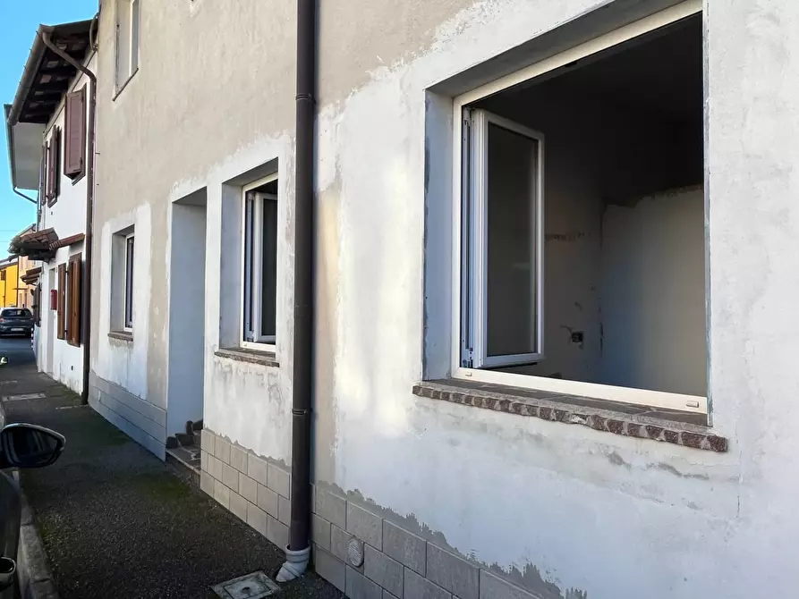 Immagine 2 di Appartamento in vendita  in via Gabriele d' Annunzio 32 a San Lorenzo Isontino