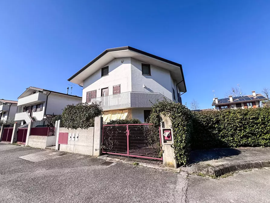 Immagine 1 di Appartamento in vendita  in Via Soleschiano 90/N a Ronchi Dei Legionari