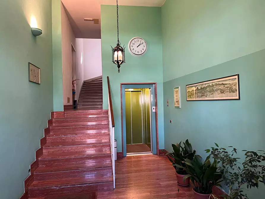 Immagine 1 di Palazzo in vendita  a Gorizia