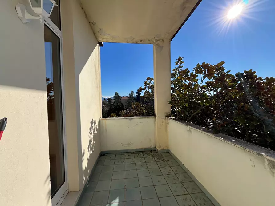 Immagine 12 di Palazzo in vendita  a Gorizia