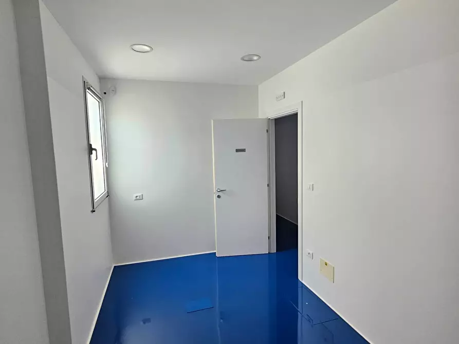 Immagine 16 di Ufficio in vendita  in VIA MATTIOLI 11 a Gorizia