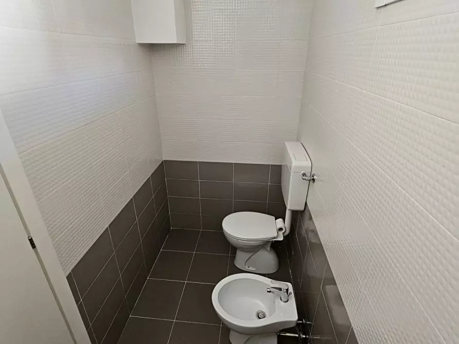 Immagine 19 di Ufficio in vendita  in VIA MATTIOLI 11 a Gorizia