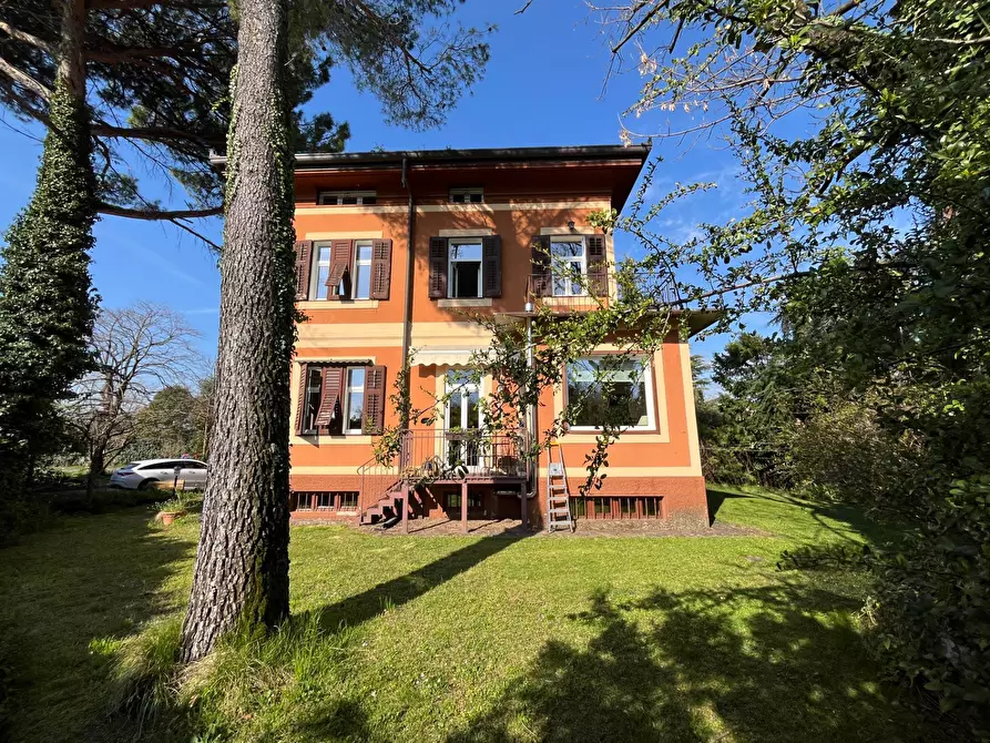 Immagine 2 di Villa in vendita  in VIA MONTESANTO 21 a Gorizia