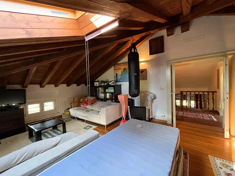 Immagine 23 di Villa in vendita  in VIA MONTESANTO 21 a Gorizia