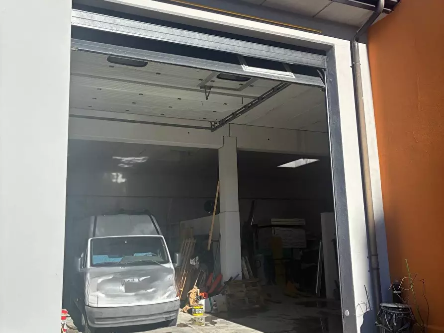 Immagine 2 di Magazzino in vendita  in VIA DEL POGGIO a Gorizia
