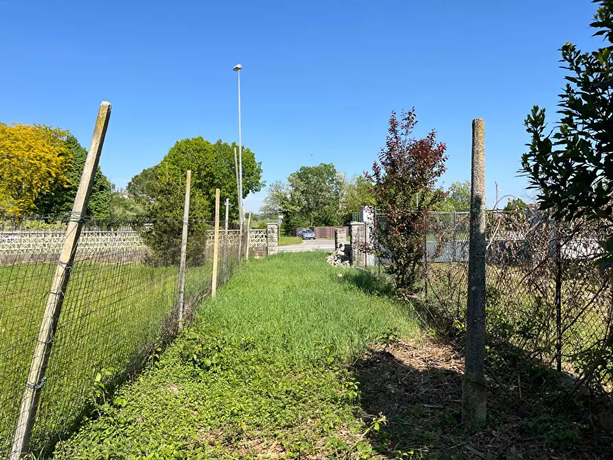 Immagine 4 di Terreno residenziale in vendita  in VIA SOTTOMONTE 157 a Manzano