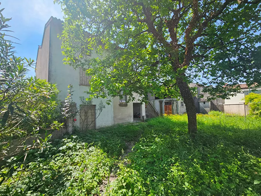 Immagine 8 di Villetta a schiera in vendita  in via Mazzini 11 a Capriva Del Friuli