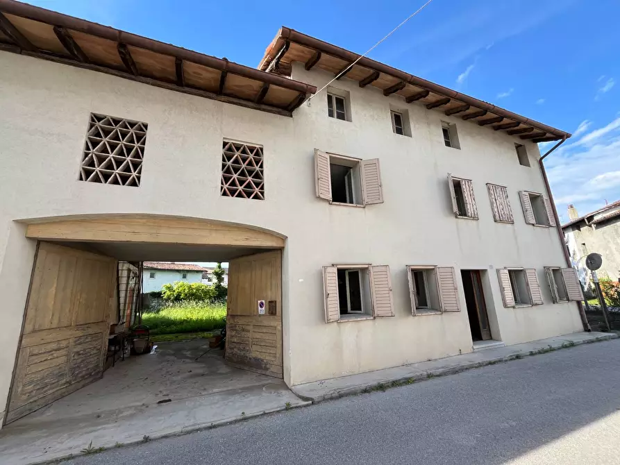 Immagine 1 di Villetta a schiera in vendita  in via Mazzini 11 a Capriva Del Friuli