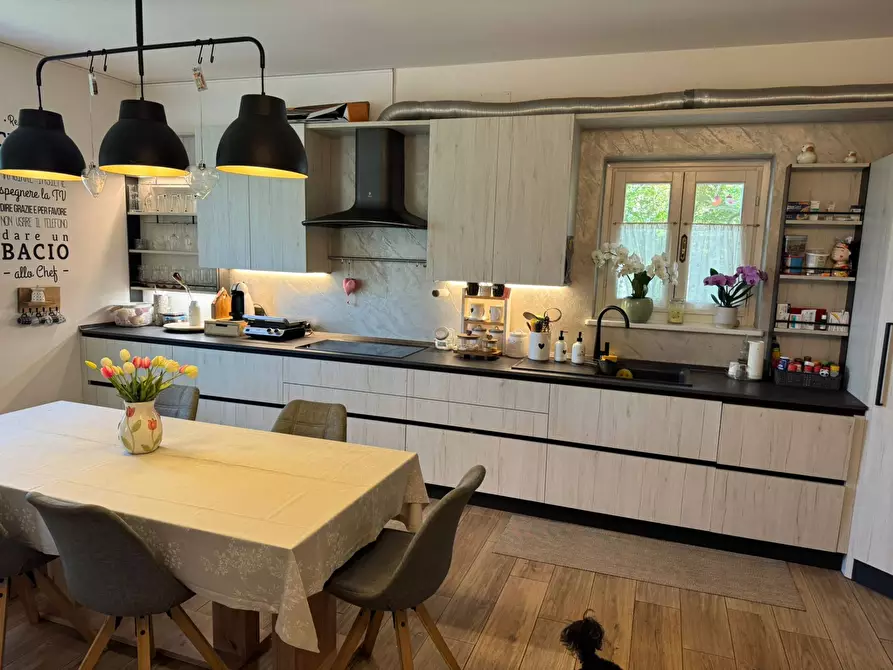Immagine 12 di Villa in vendita  a Farra D'isonzo