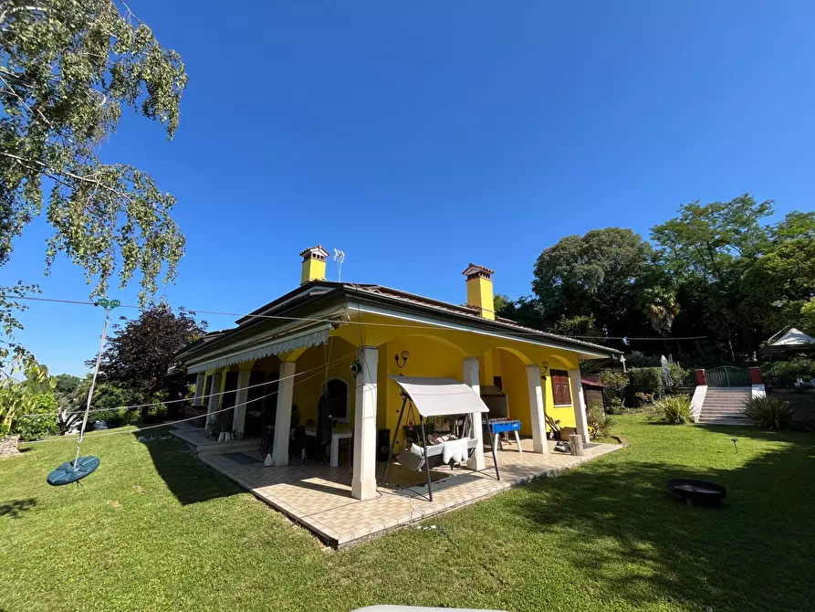 Immagine 3 di Villa in vendita  a Farra D'isonzo