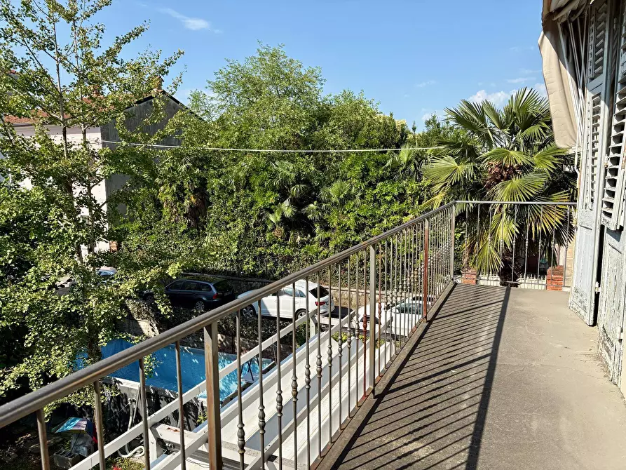 Immagine 13 di Appartamento in vendita  in via Zorutti 5 a Gorizia