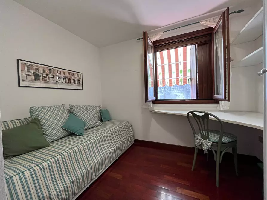 Immagine 21 di Appartamento in vendita  in VIA ROMA 16 a Grado