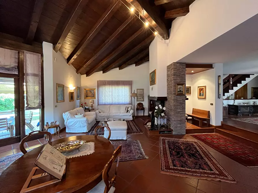 Immagine 8 di Villa in vendita  a Gradisca D'isonzo