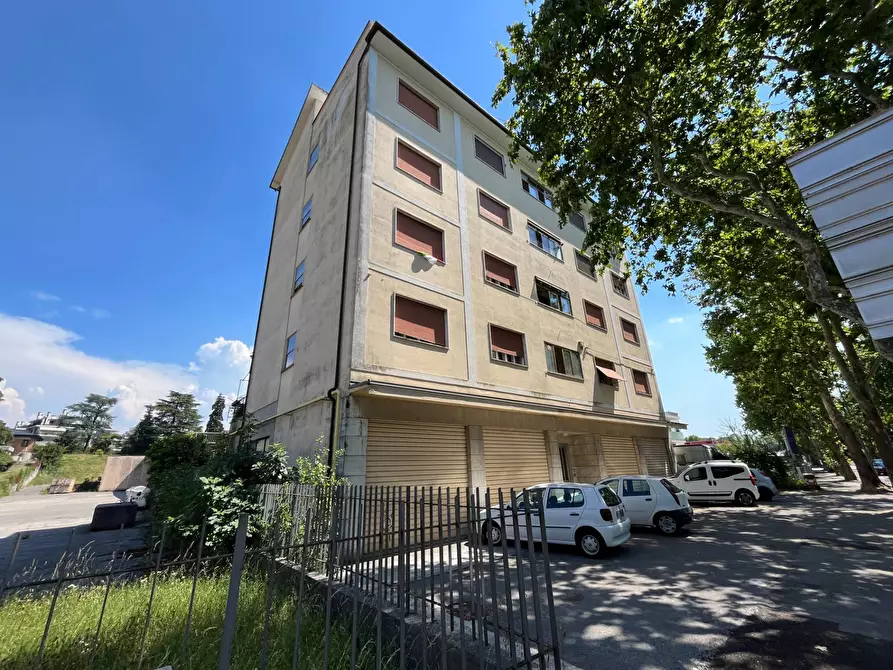 Immagine 1 di Appartamento in vendita  in via lungo isonzo argentina 65 a Gorizia