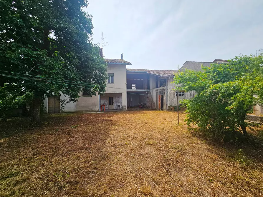 Immagine 9 di Villetta a schiera in vendita  in via Mazzini 11 a Capriva Del Friuli