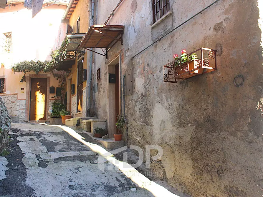 Immagine 2 di Appartamento in vendita  in Vicolo Savelli 45 a Palombara Sabina