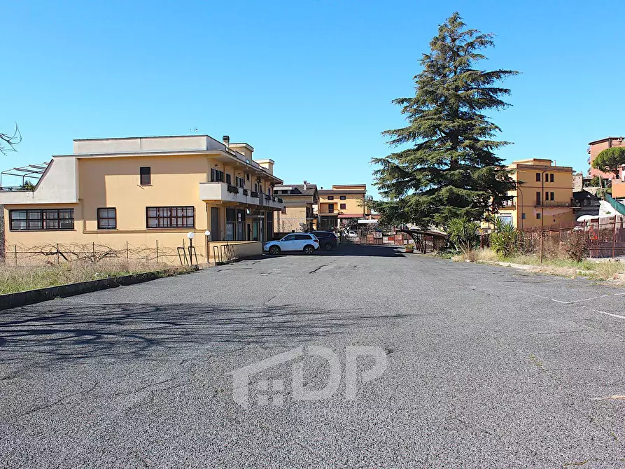 Immagine 34 di Locale commerciale in vendita  in Via Giovanni XXIII a Palombara Sabina